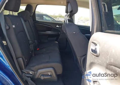 2015 Dodge Journey Sxt z USA, uszkodzony, nr VIN 3C4PDCBGXFT742612